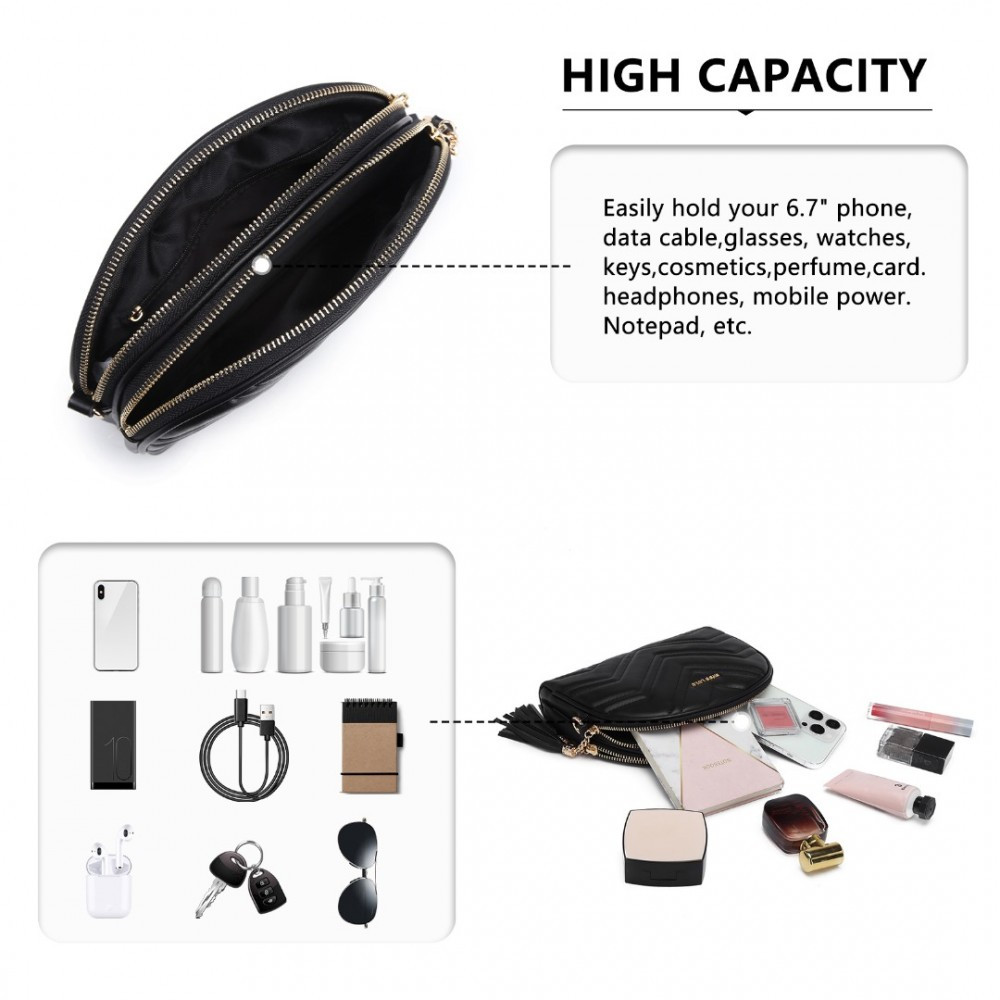 Czarna Pikowana Torebka Półksiężyc Wizytowa z Frędzlami Fare 