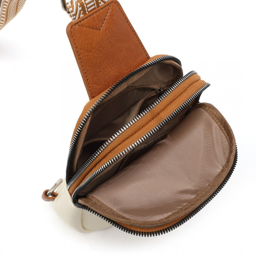 Beżowo Brązowa Torebka Saszetka Crossbody na Klatkę Piersiową Carel 
