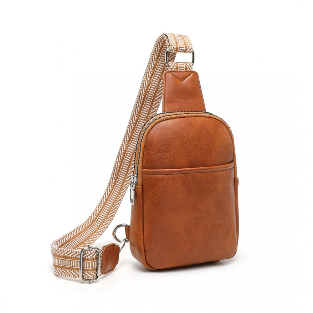 JasnoBrązowa Torebka Saszetka Crossbody na Klatkę Piersiową Carel 
