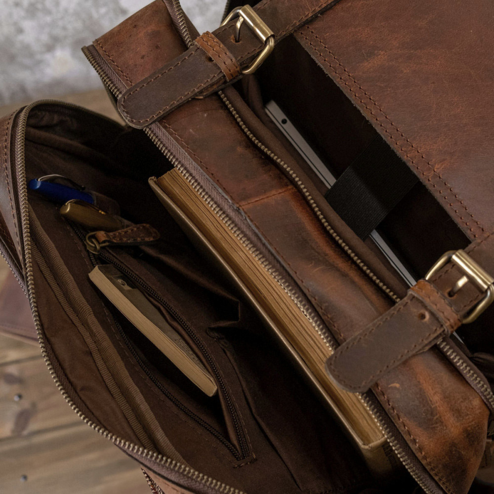 Brązowy Tornister Skórzany Vintage z Klapą na Laptopa 15" Belveder BL057 
