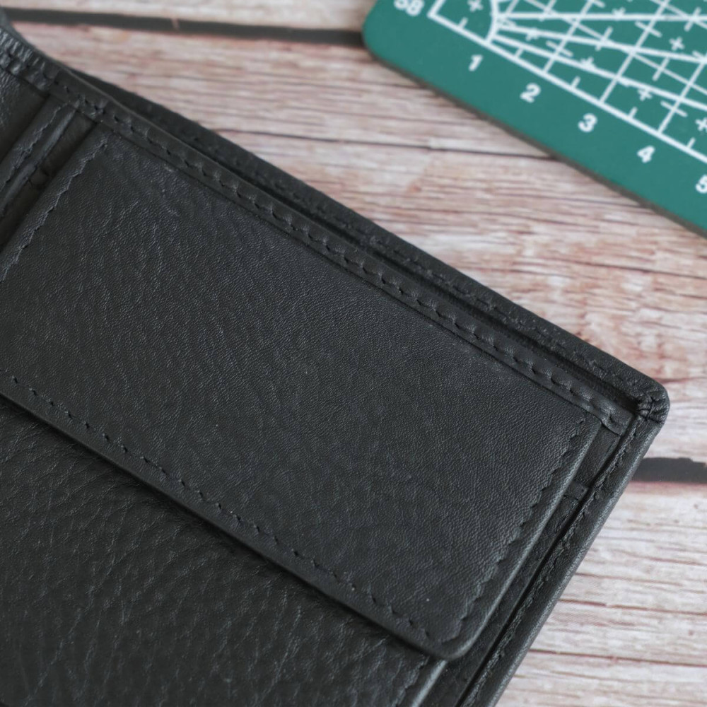 Czarny Minimalistyczny Portfel Męski Slim Wallet Skóra Licowa SH-3165  Czarny Minimalistyczny Portfel Męski Slim Wallet Skóra Licowa SH-3165
