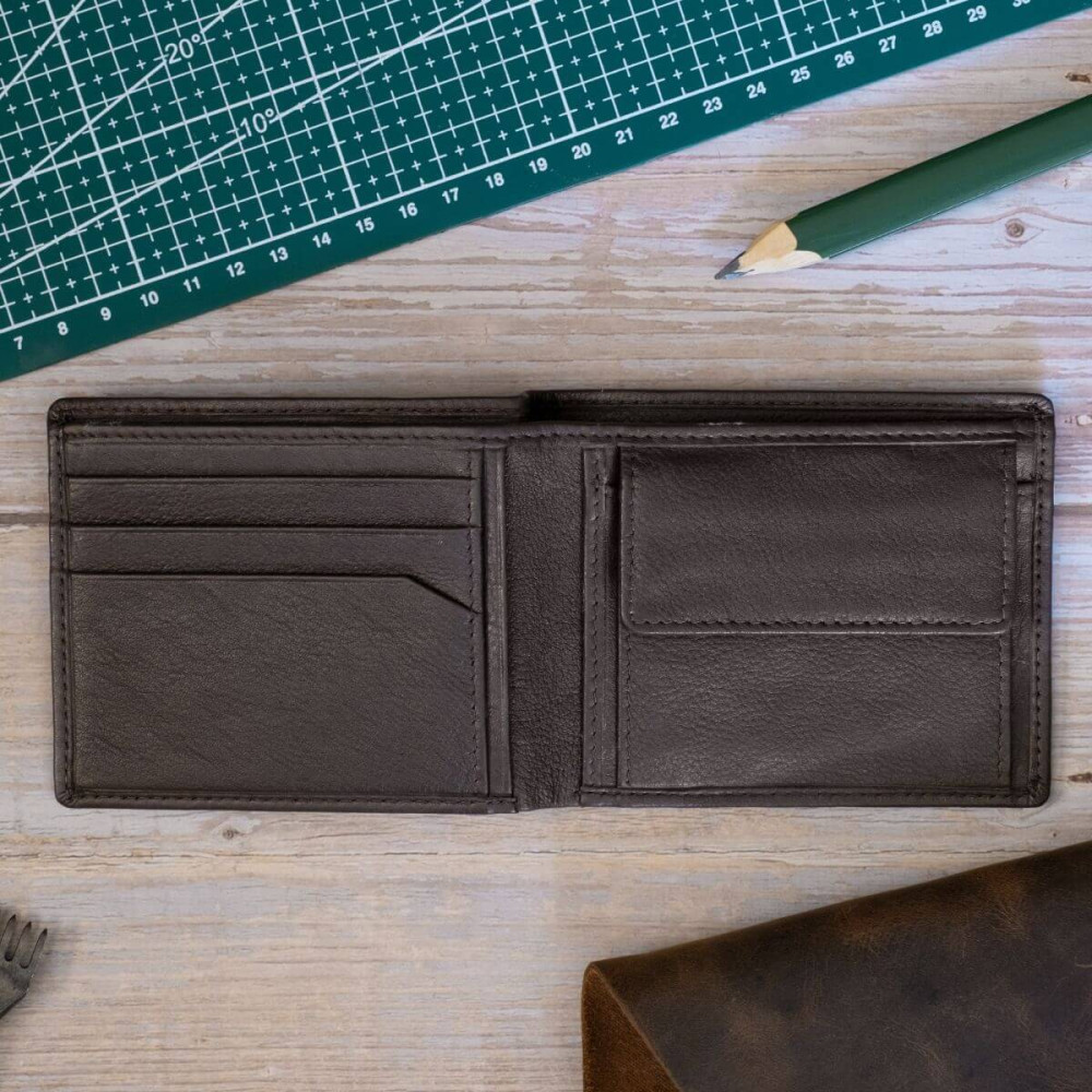 Brązowy Minimalistyczny Portfel Męski Slim Wallet Skóra Licowa SH-3165 