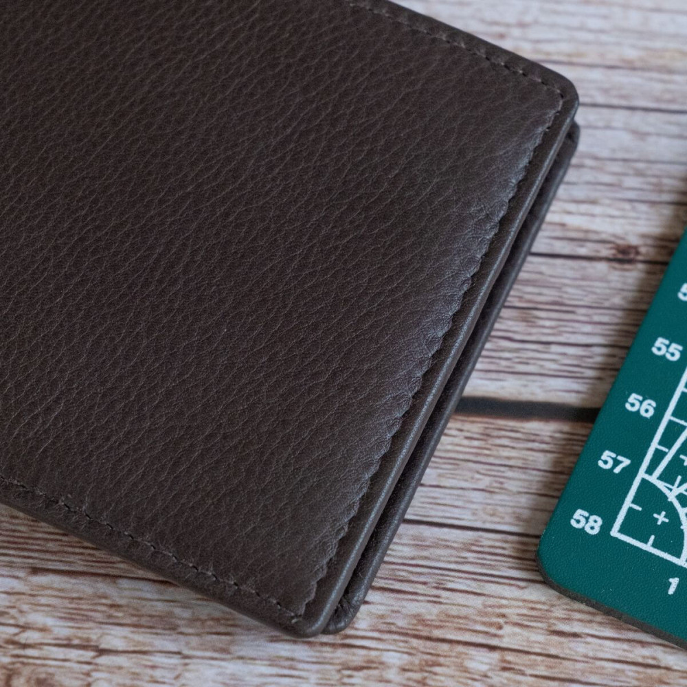 Brązowy Minimalistyczny Portfel Męski Slim Wallet Skóra Licowa SH-3165 