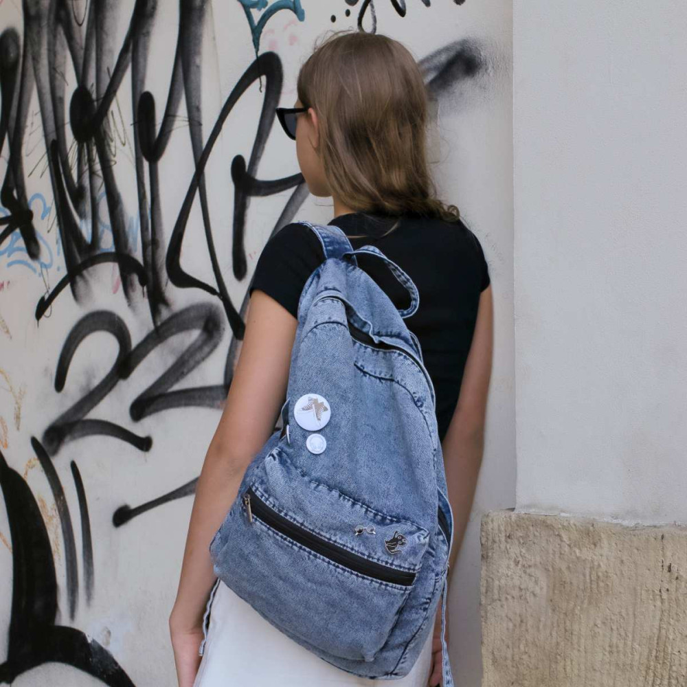 Błękitny jeans Marmurkowy Plecak Old Skool z przypinkami Black Sheep ST3 
