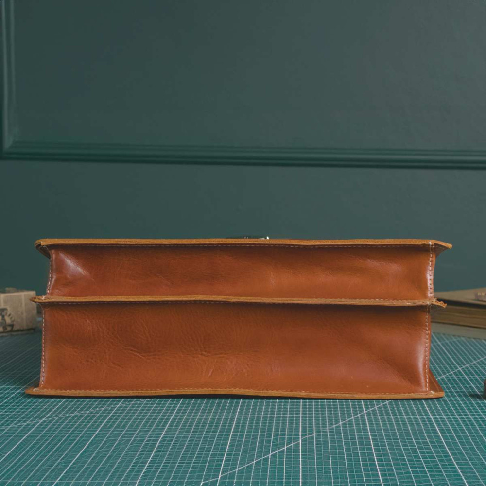 Camelowa Teczka Vintage Skórzana do Pracy na ramię Belveder BV41  Camelowa Teczka Vintage Skórzana do Pracy na ramię Belveder BV41