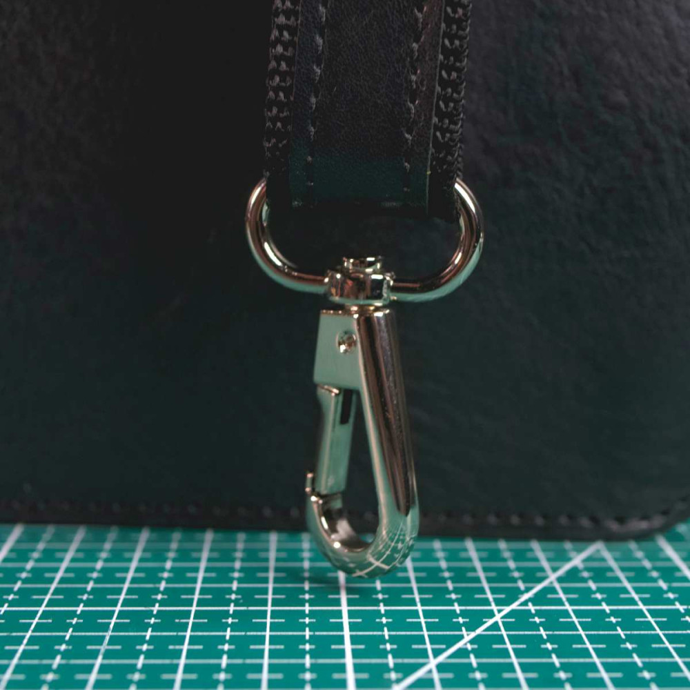 Czarna Teczka Vintage z klamrą Skórzana do Pracy na ramię Belveder BV41  Czarna Teczka Vintage z klamrą Skórzana do Pracy na ramię Belveder BV41