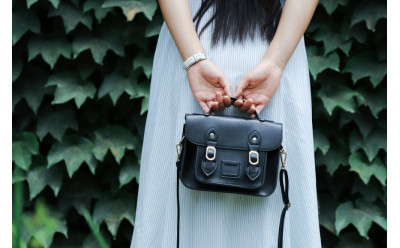 Torebka listonoszka – oto, dlaczego warto ją mieć!