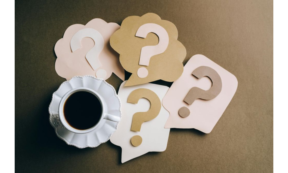 Torebka, nerka czy plecak – co wybrać na co dzień?