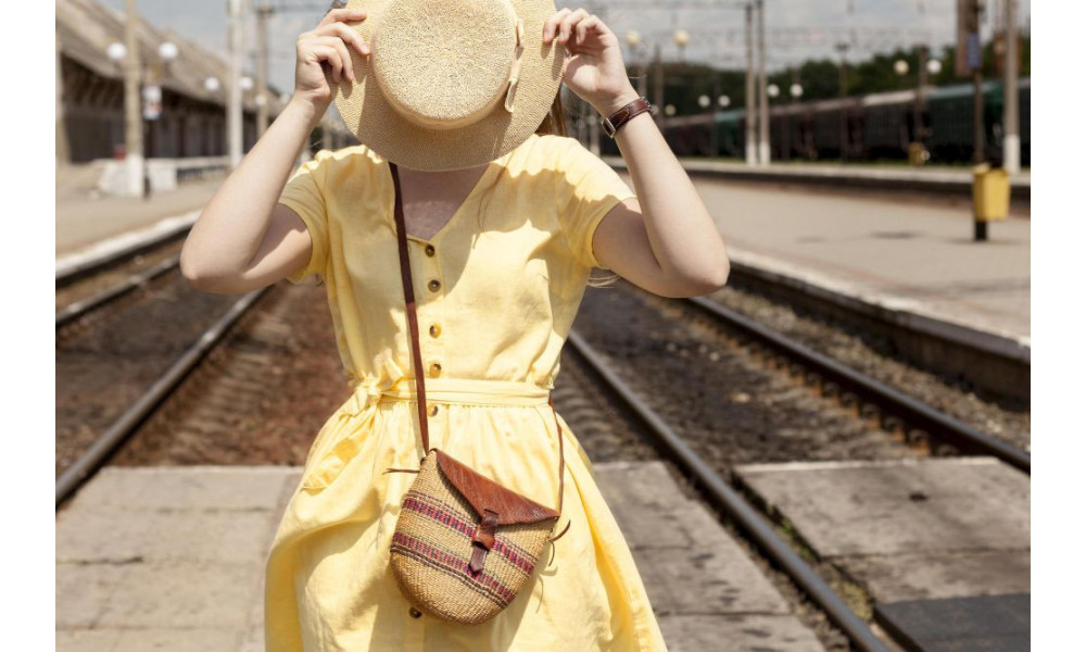 Dodatki w kolorze yellow butter – najgorętszy hit tego lata 