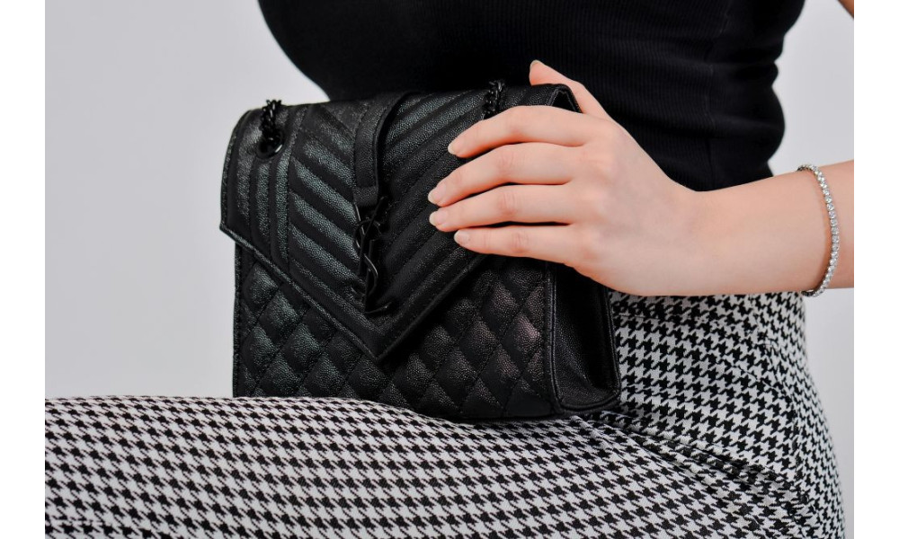 Pikowane torebki – elegancja w każdym detalu